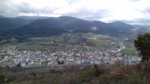 Lee más sobre el artículo Explorando las Raíces de O Barco de Valdeorras: Entre Montañas, Ríos y Cultura Centenaria