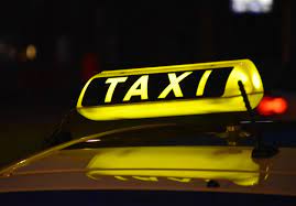 Lee más sobre el artículo Traslados Nacionales en Taxi desde O Barco de Valdeorras: Viaja con Comodidad y Seguridad